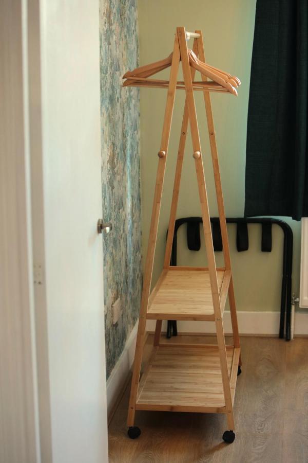 Homey Apt In King'S Cross Londen Buitenkant foto