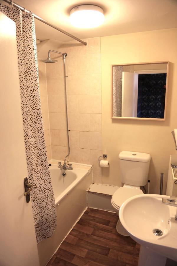 Homey Apt In King'S Cross Londen Buitenkant foto